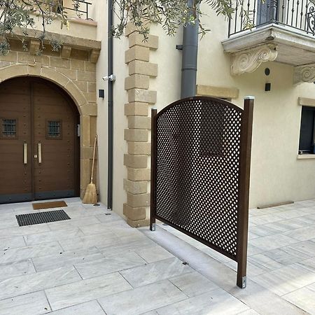Villa Kalamos / Sea View And Pool Nearby Athens Bagian luar foto