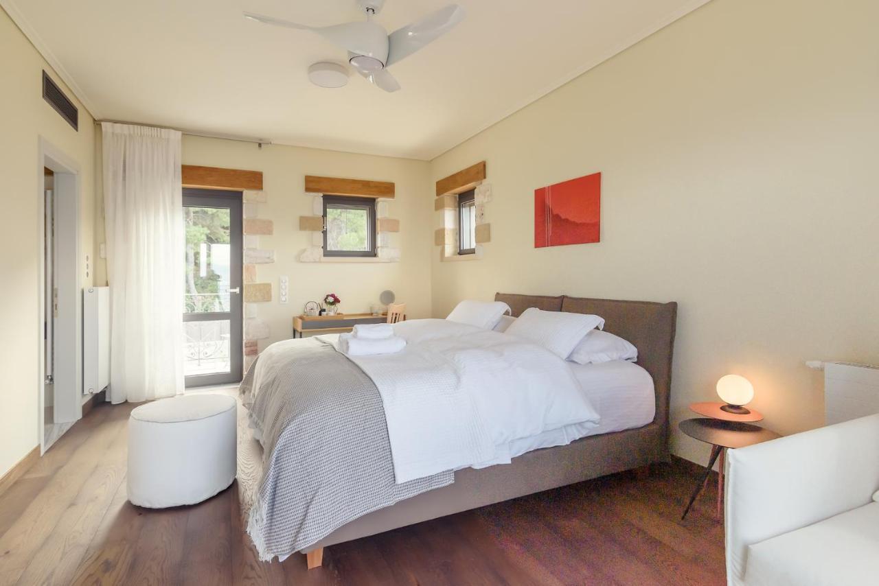 Villa Kalamos / Sea View And Pool Nearby Athens Bagian luar foto