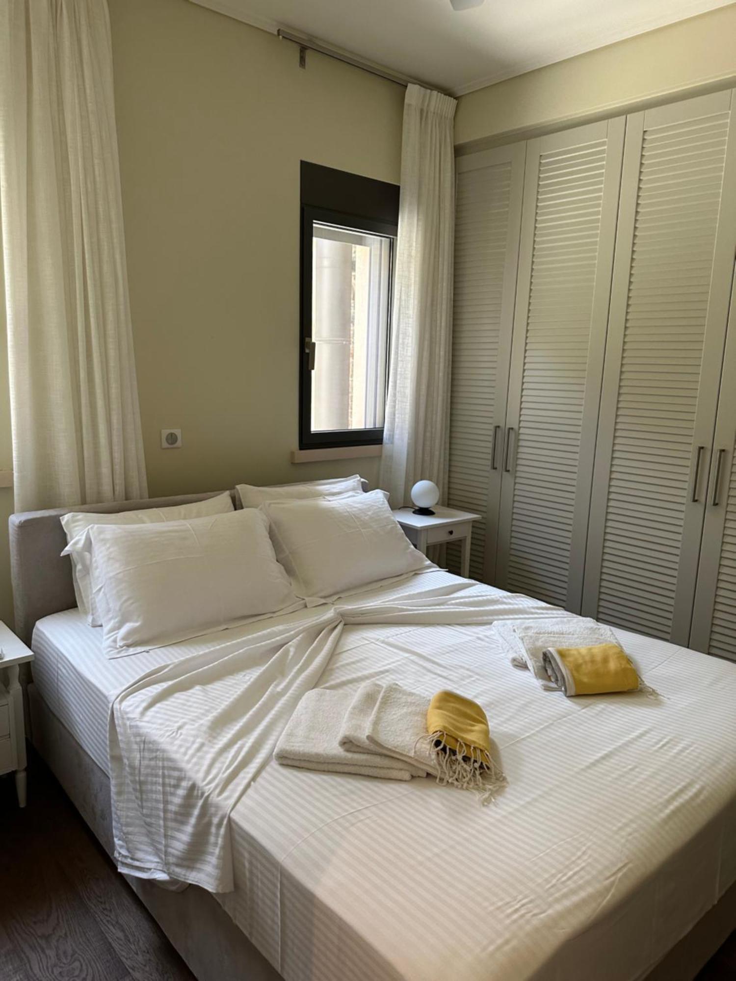 Villa Kalamos / Sea View And Pool Nearby Athens Bagian luar foto