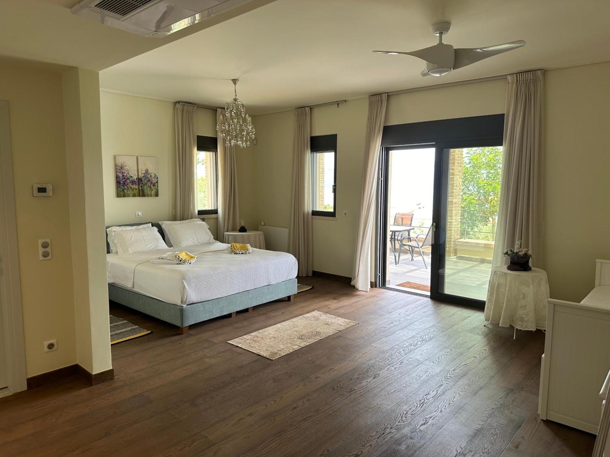 Villa Kalamos / Sea View And Pool Nearby Athens Bagian luar foto