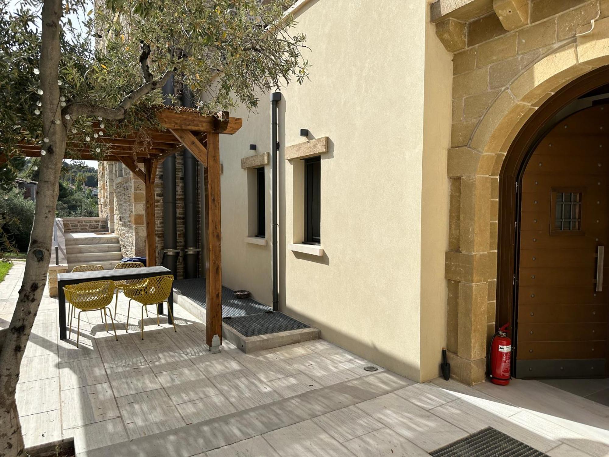 Villa Kalamos / Sea View And Pool Nearby Athens Bagian luar foto