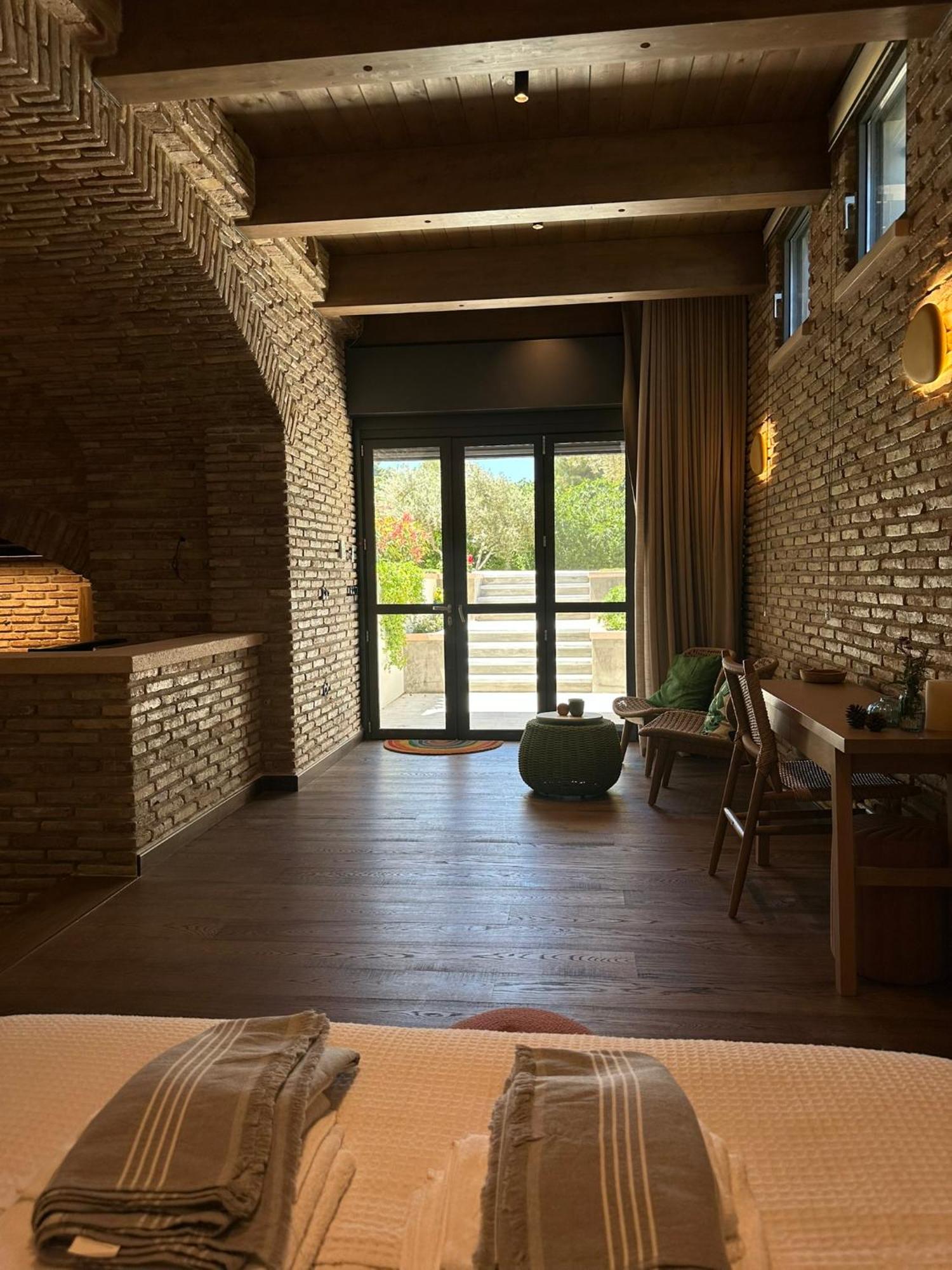Villa Kalamos / Sea View And Pool Nearby Athens Bagian luar foto